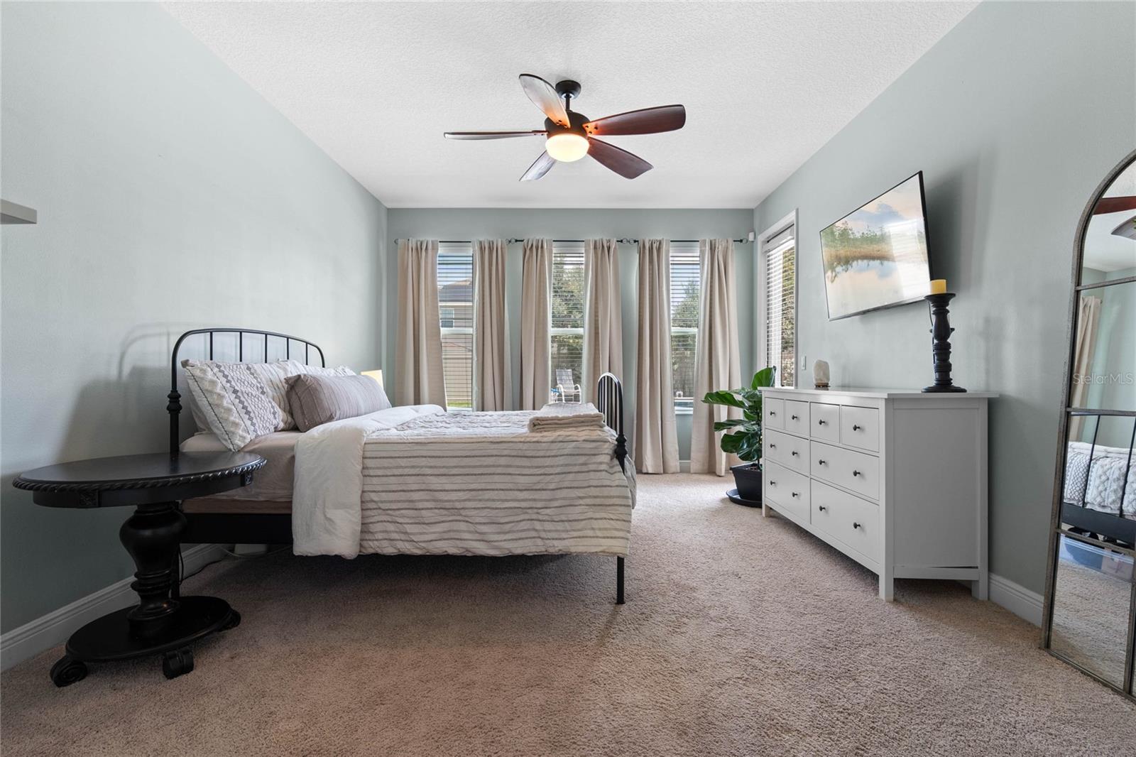 16103 JOHNS LAKE OVERLOOK DR