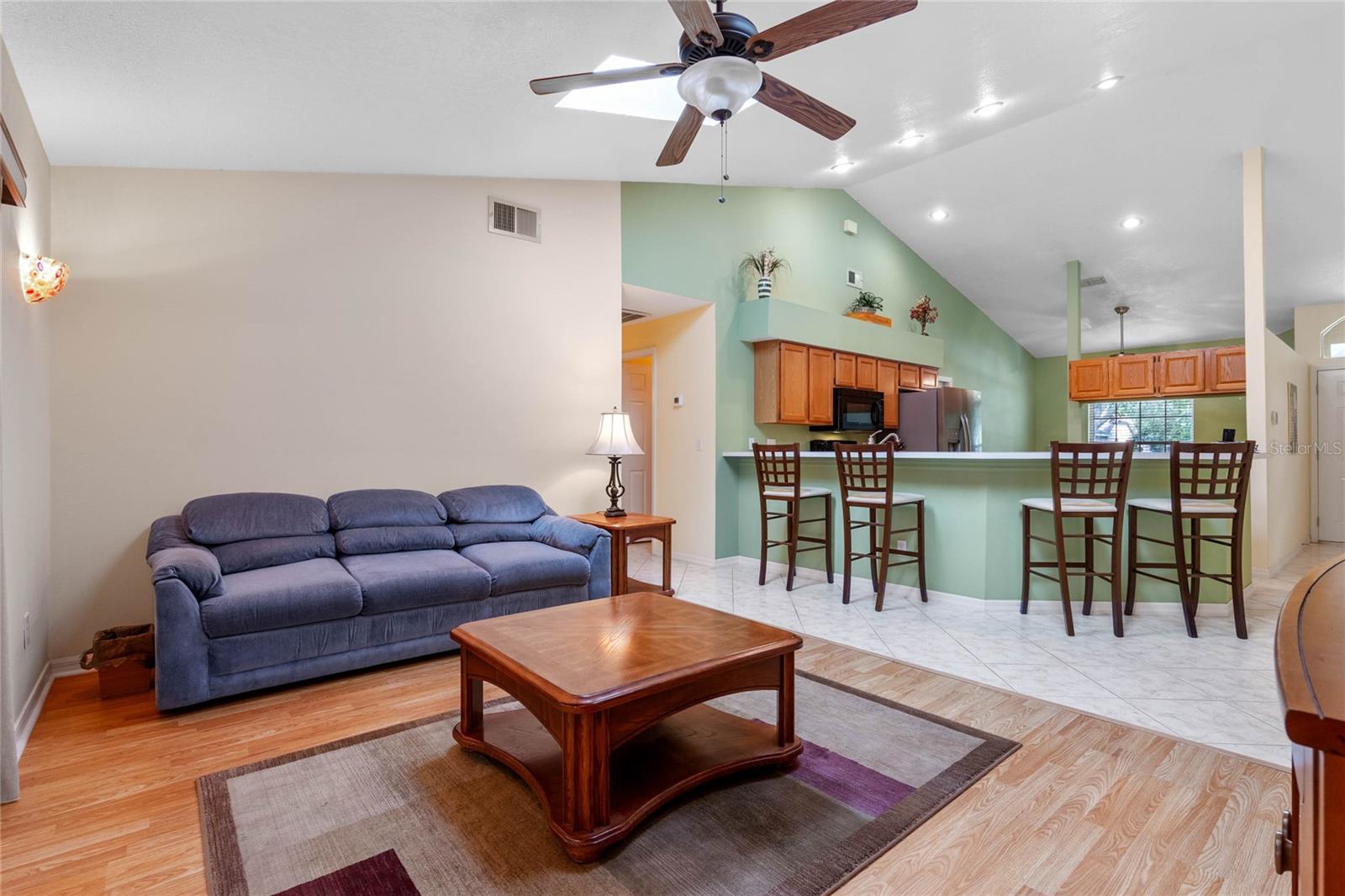 112 WEXHAM CT