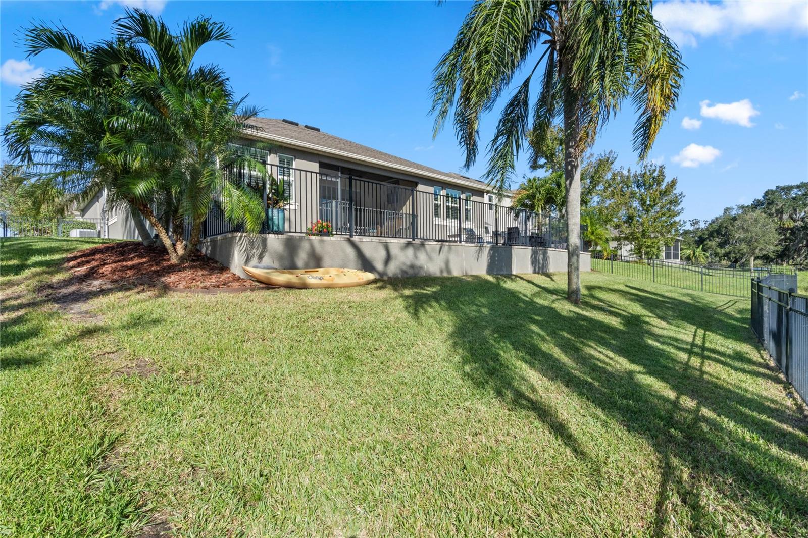 15948 CITRUS KNOLL DR