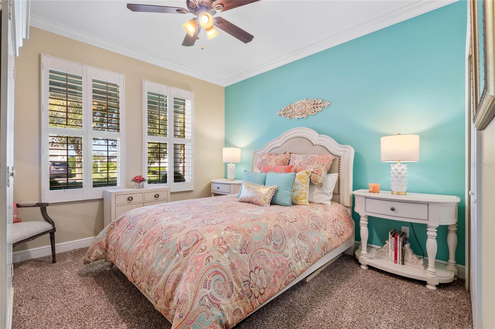 15948 CITRUS KNOLL DR