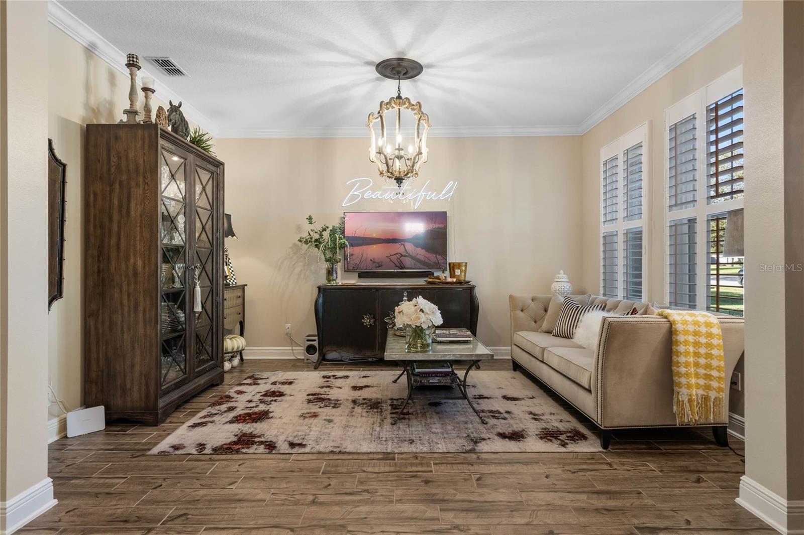 15948 CITRUS KNOLL DR