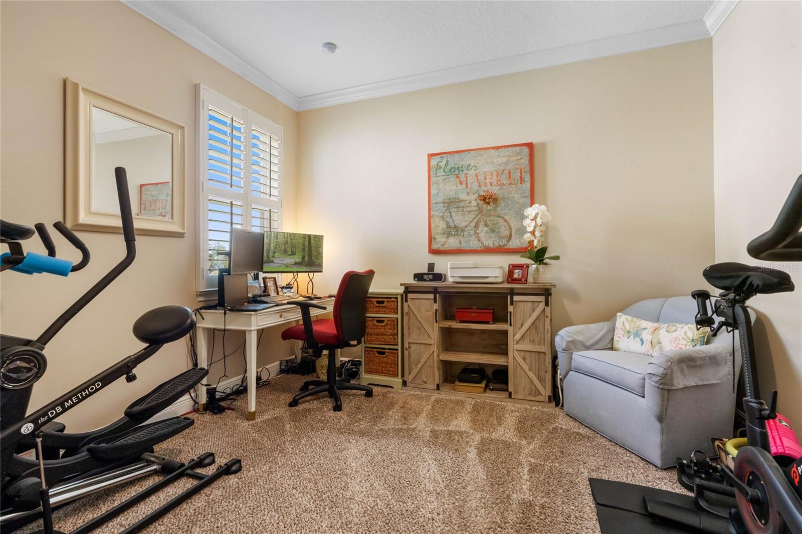 15948 CITRUS KNOLL DR