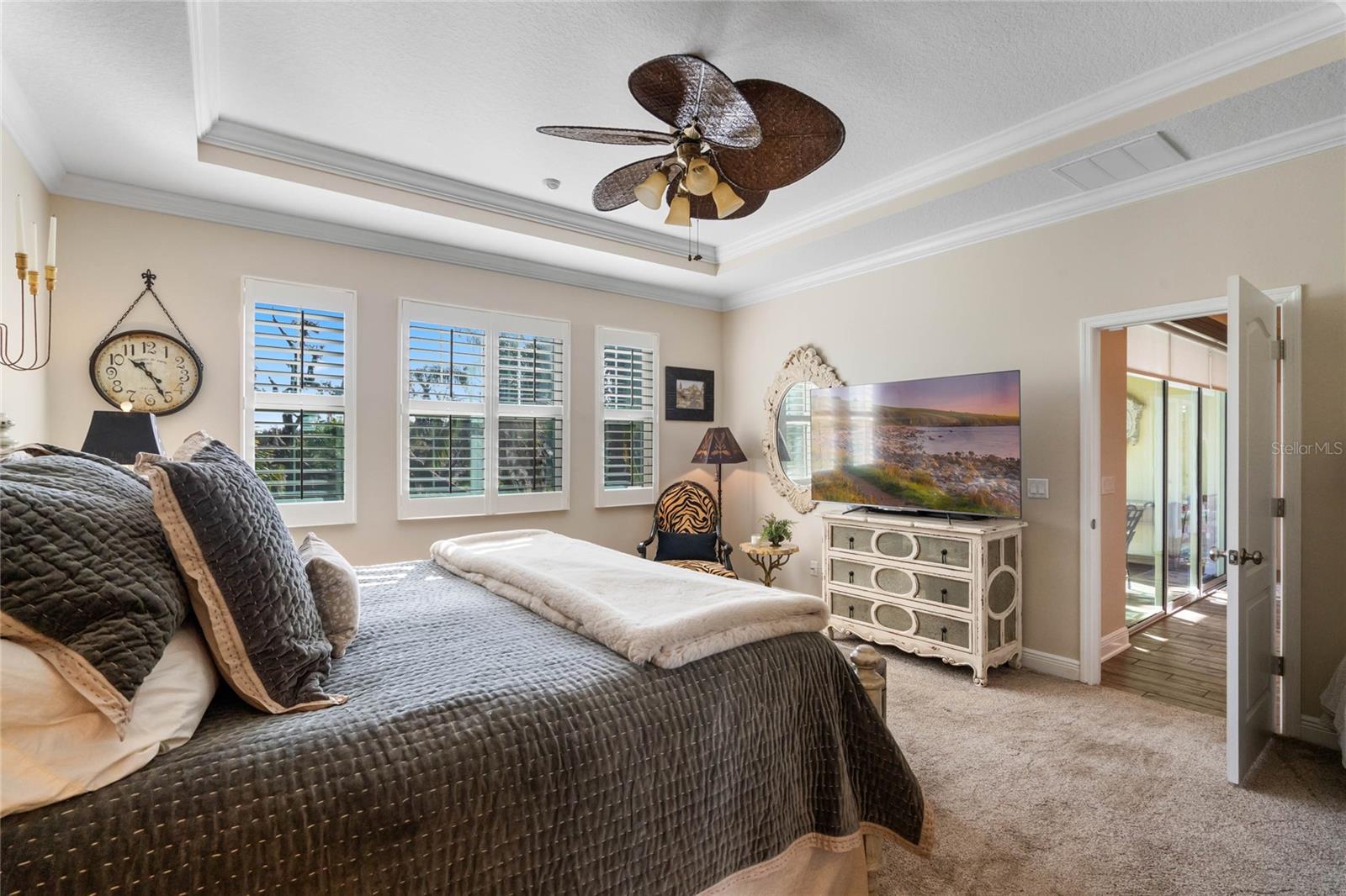 15948 CITRUS KNOLL DR