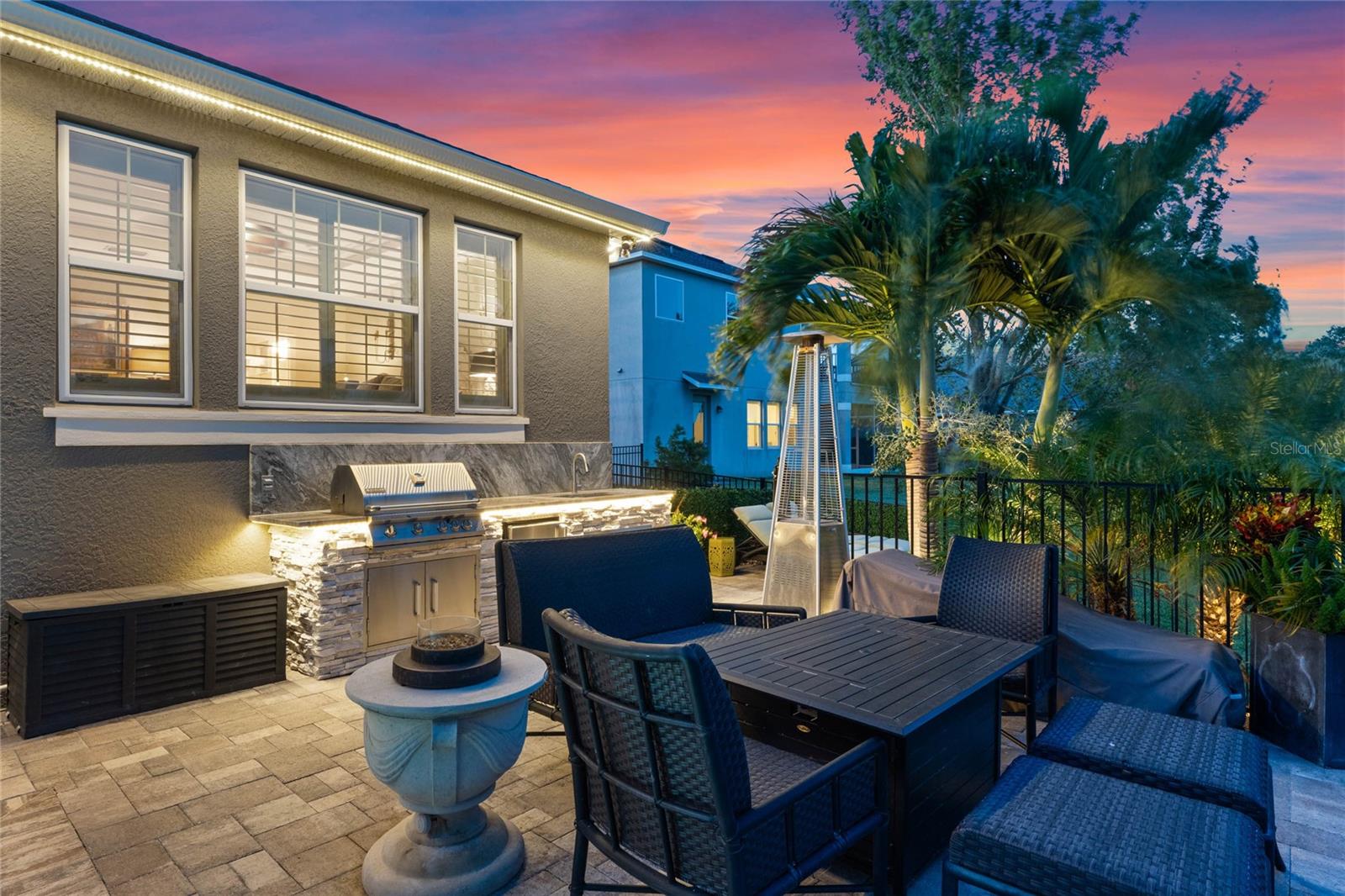 15948 CITRUS KNOLL DR