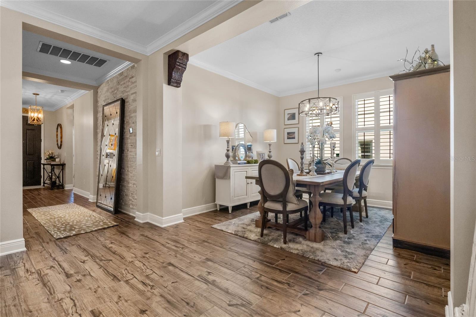 15948 CITRUS KNOLL DR