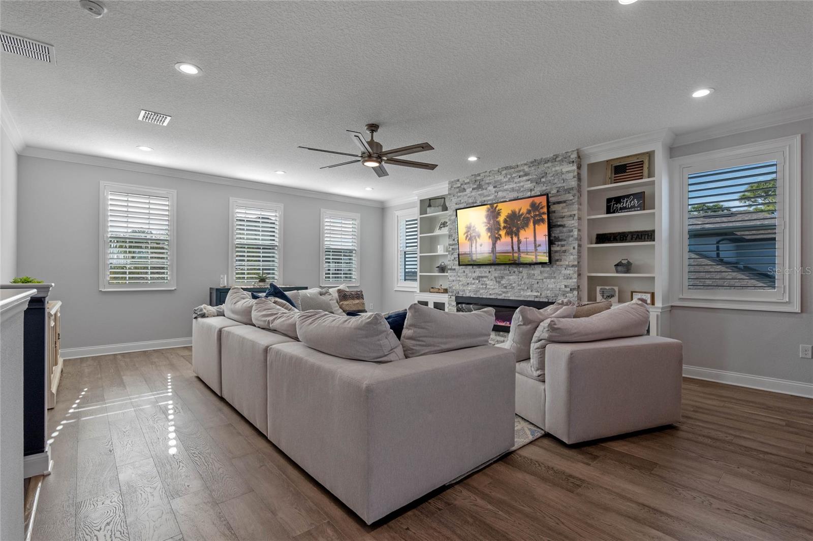15863 BURCH ISLAND CT