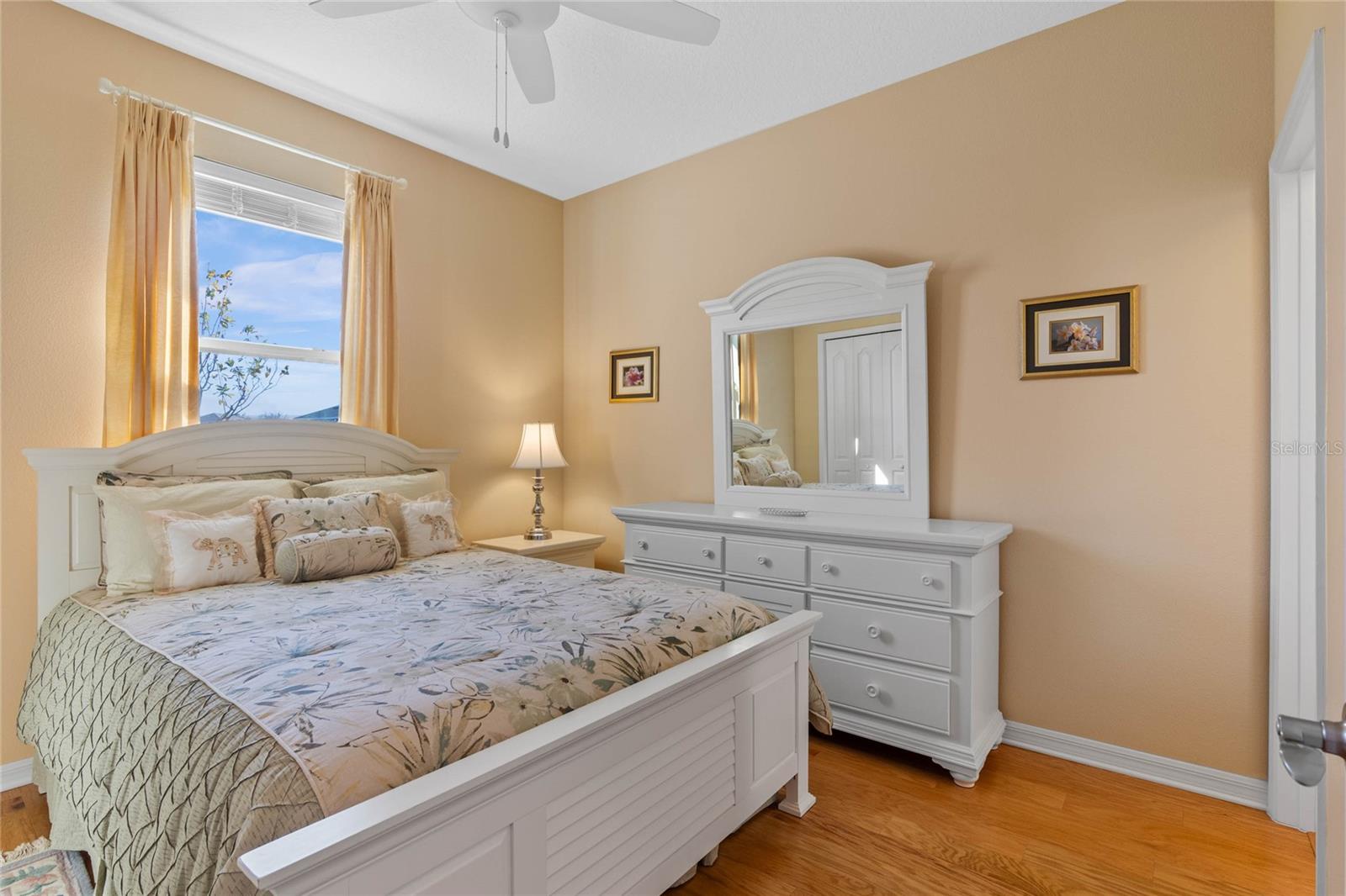 15993 JOHNS LAKE OVERLOOK DR