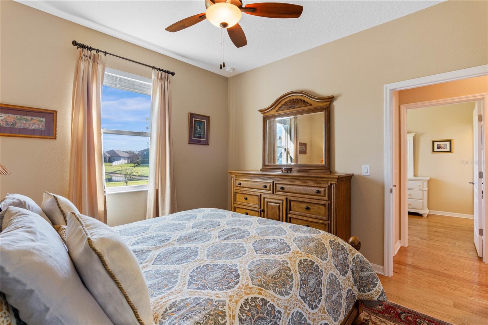 15993 JOHNS LAKE OVERLOOK DR