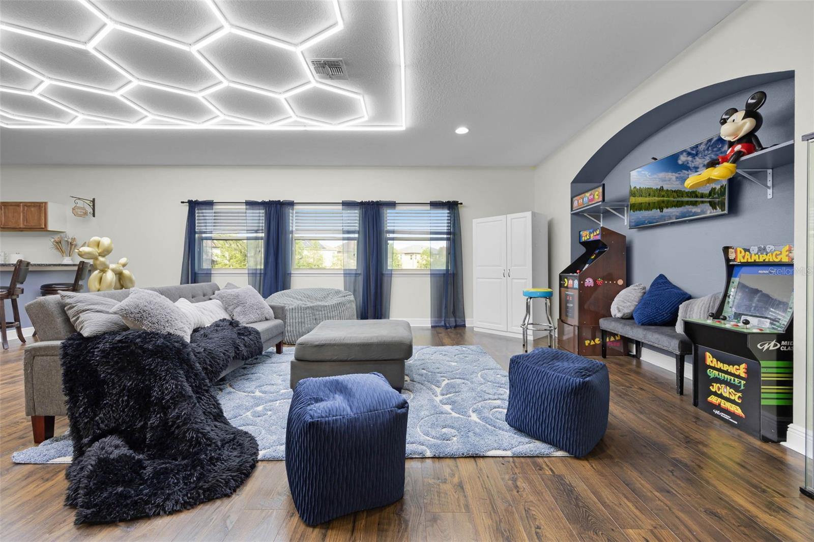 427 EGRET PLACE DR