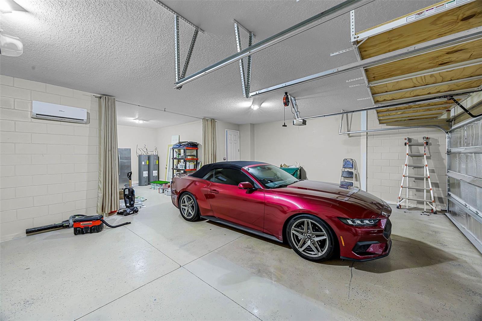 427 EGRET PLACE DR