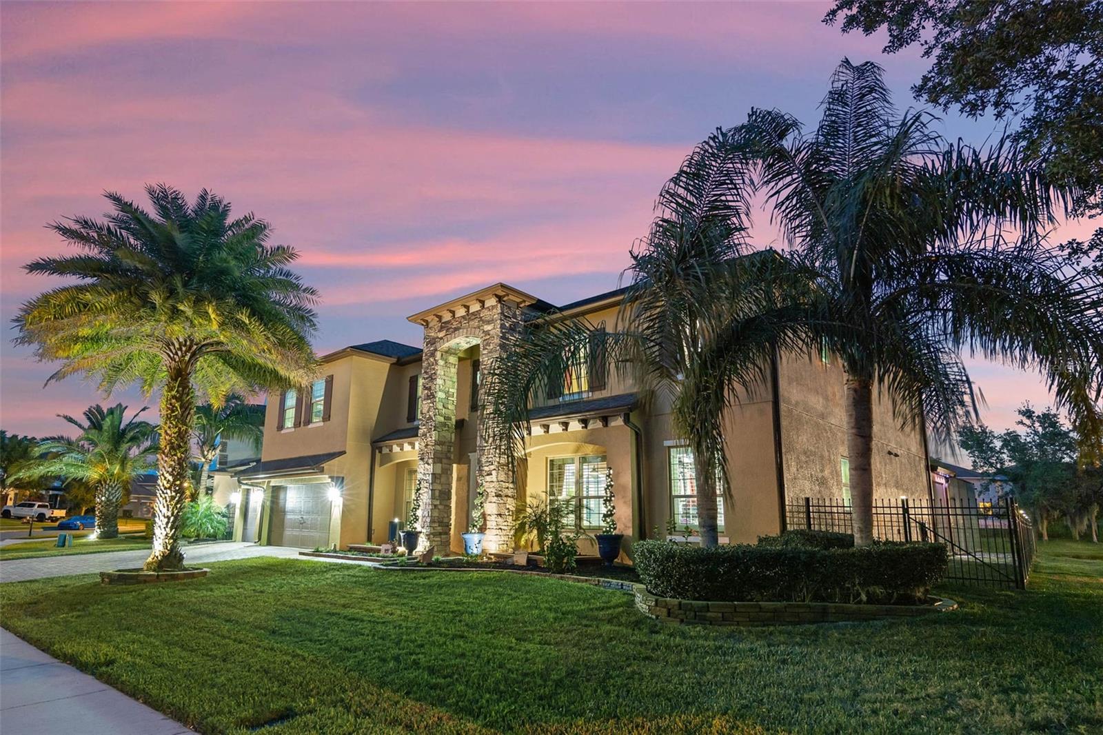 427 EGRET PLACE DR