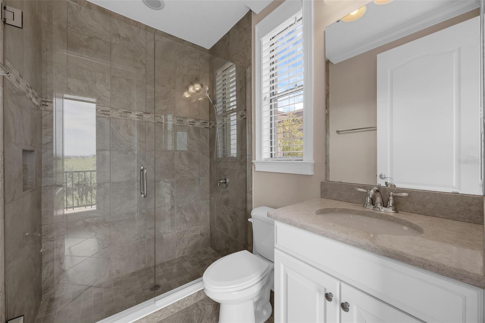 15344 JOHNS LAKE POINTE BLVD