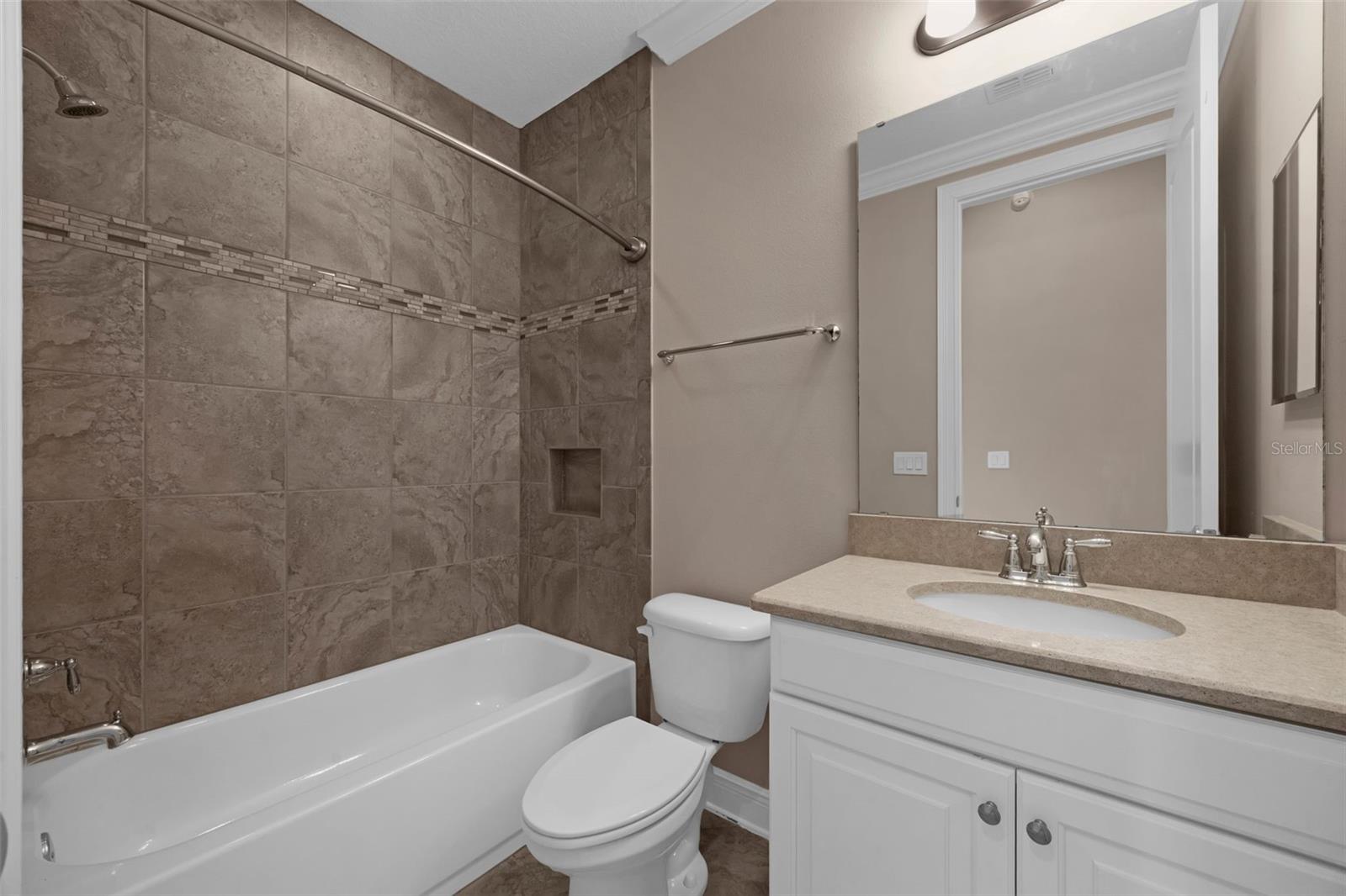 15344 JOHNS LAKE POINTE BLVD