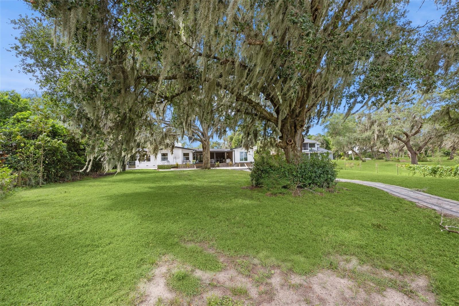 17661 DAVENPORT RD