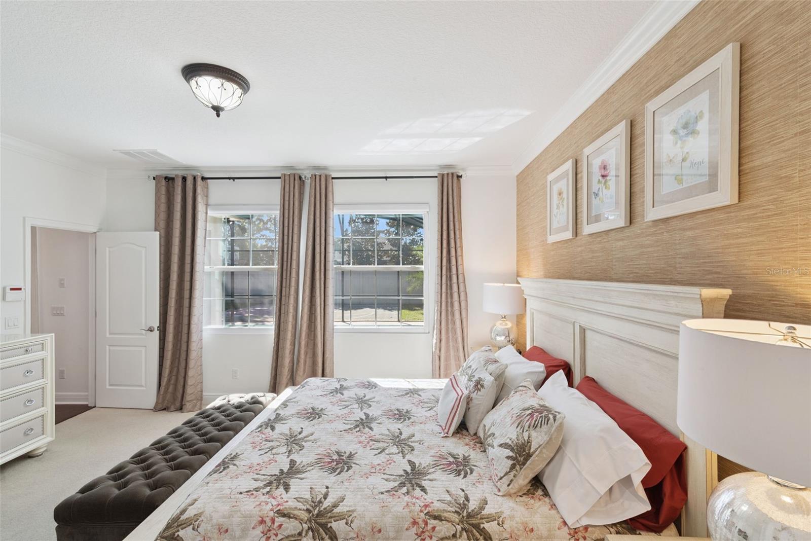 15976 CITRUS KNOLL DR