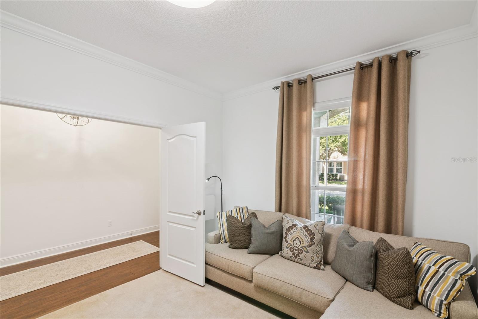 15976 CITRUS KNOLL DR