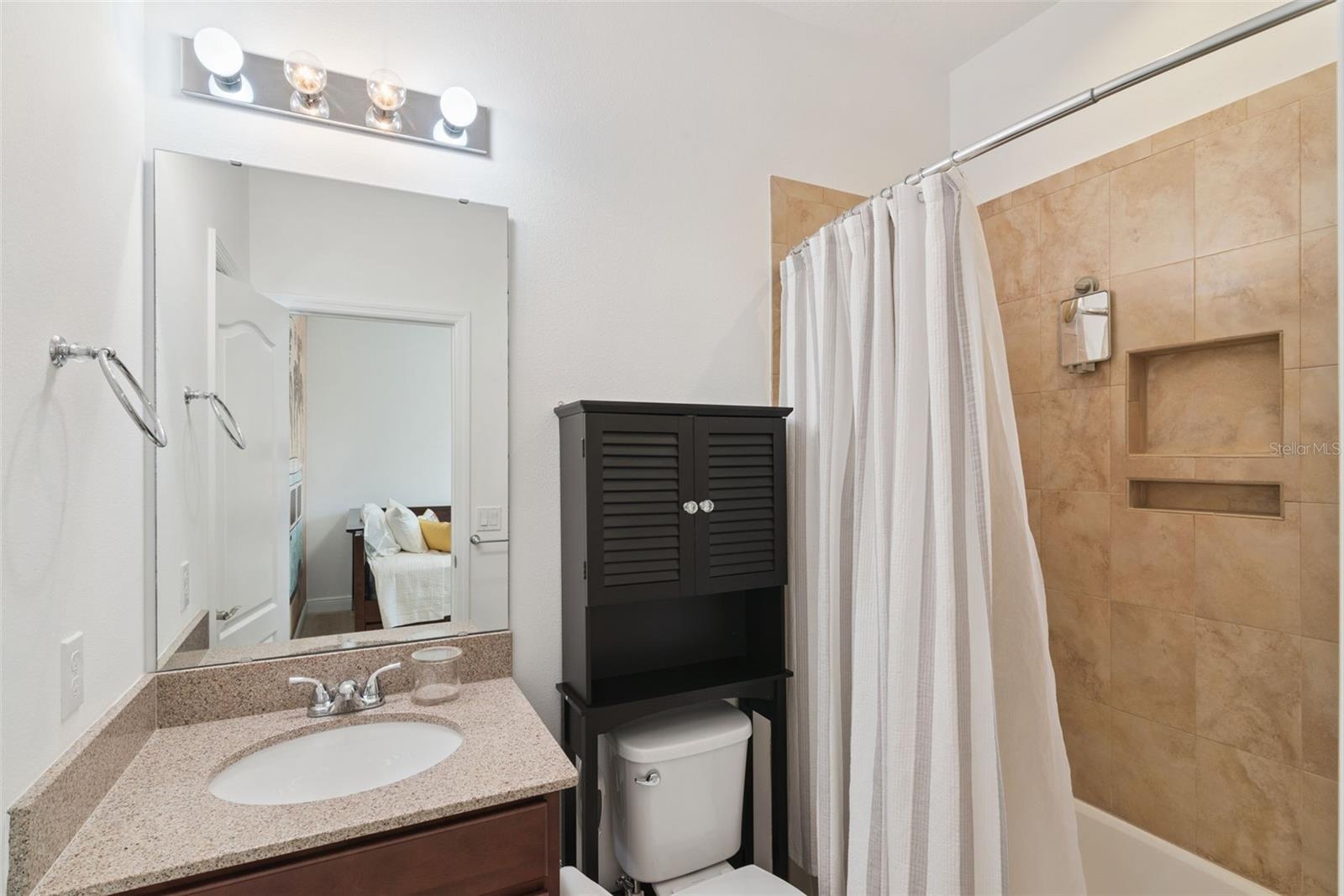 15976 CITRUS KNOLL DR