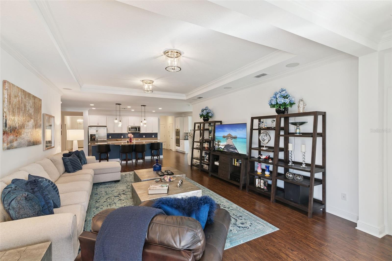 15976 CITRUS KNOLL DR