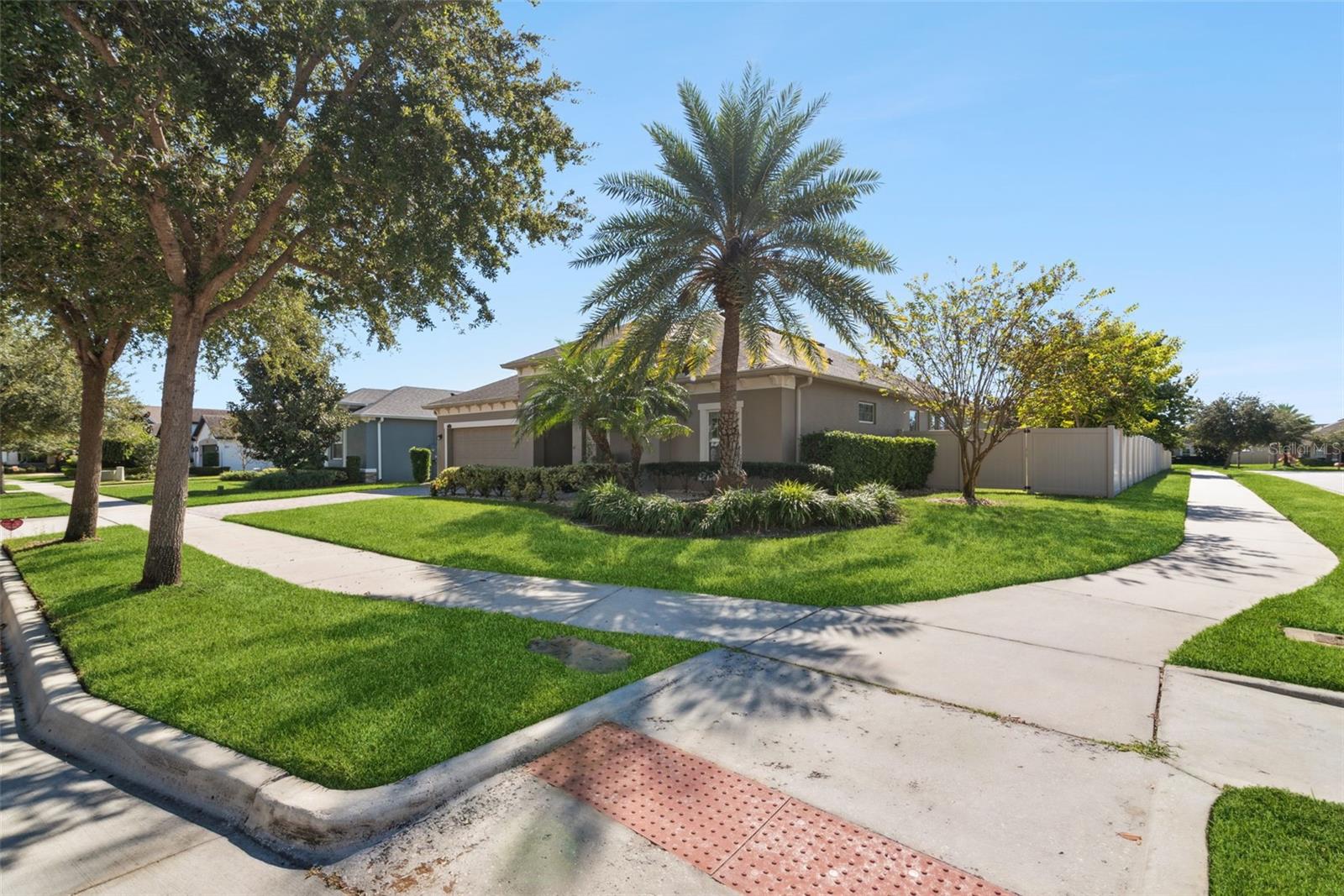 15976 CITRUS KNOLL DR