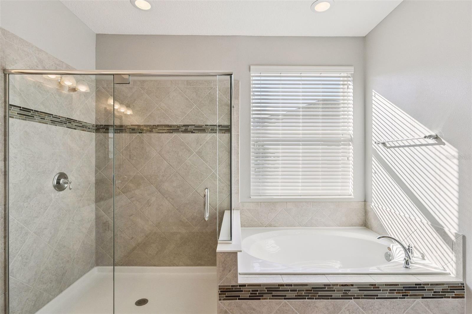 1182 ORANGE SEASON LN