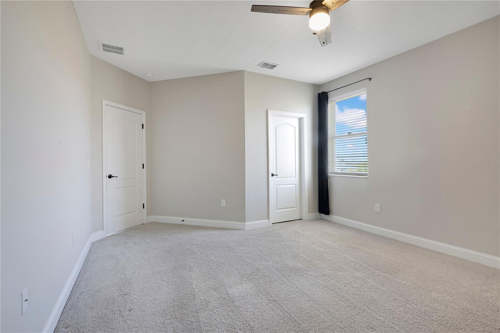 15195 LAKE CLAIRE OVERLOOK DR