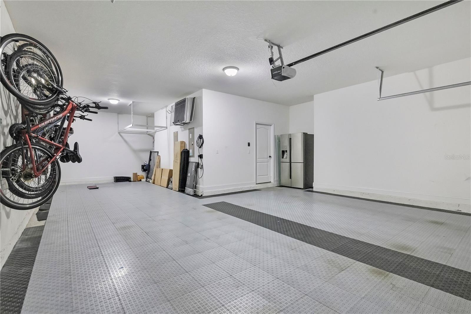 15195 LAKE CLAIRE OVERLOOK DR