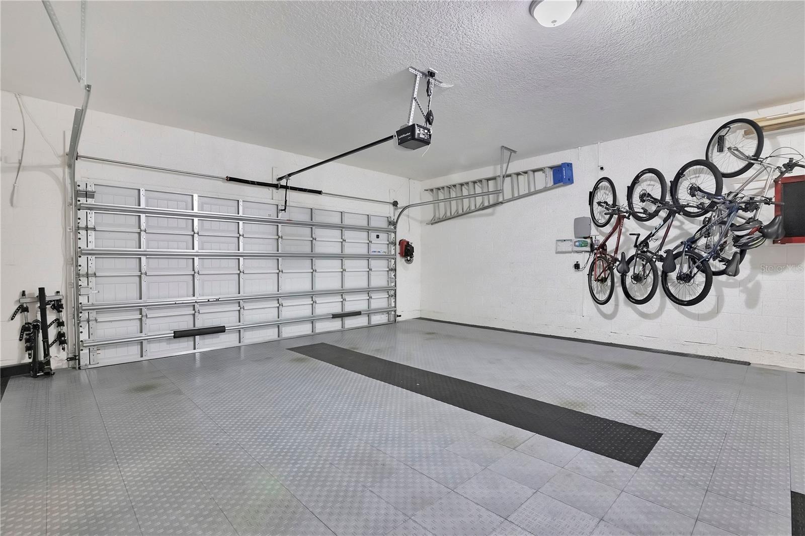 15195 LAKE CLAIRE OVERLOOK DR