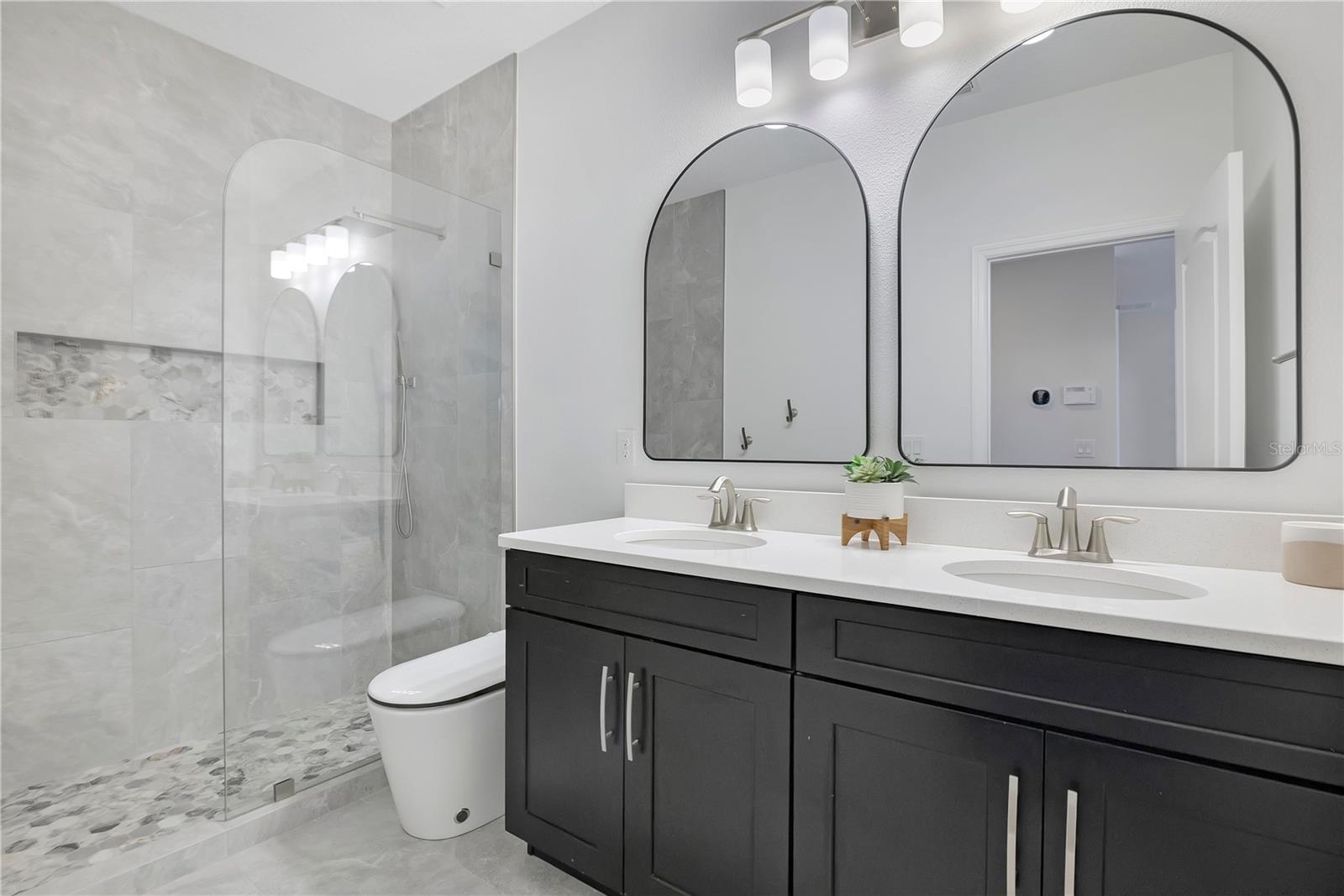 15195 LAKE CLAIRE OVERLOOK DR