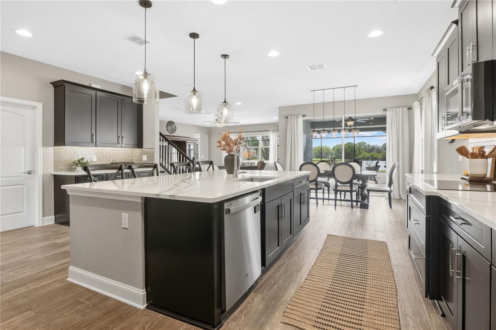 15200 LAKE CLAIRE OVERLOOK DR