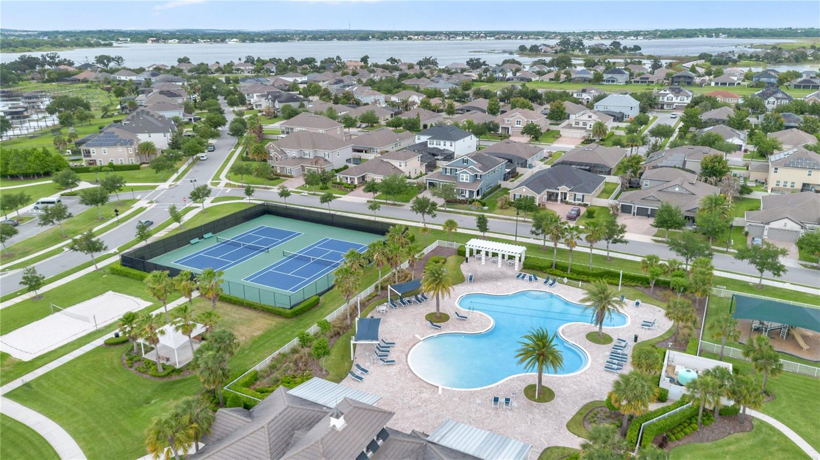 15200 LAKE CLAIRE OVERLOOK DR