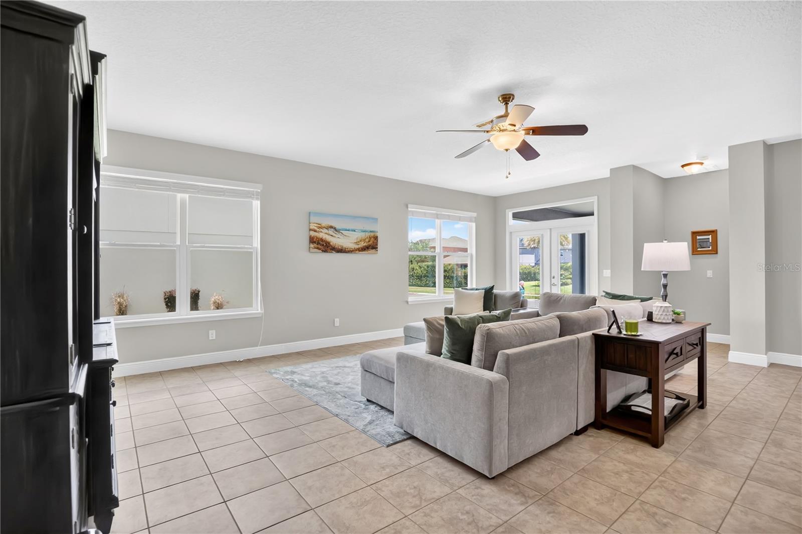 402 EGRET PLACE DR