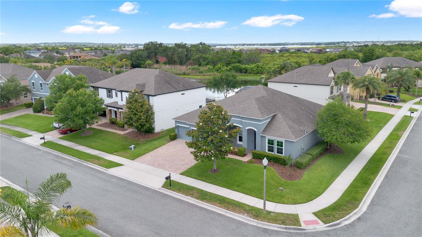402 EGRET PLACE DR