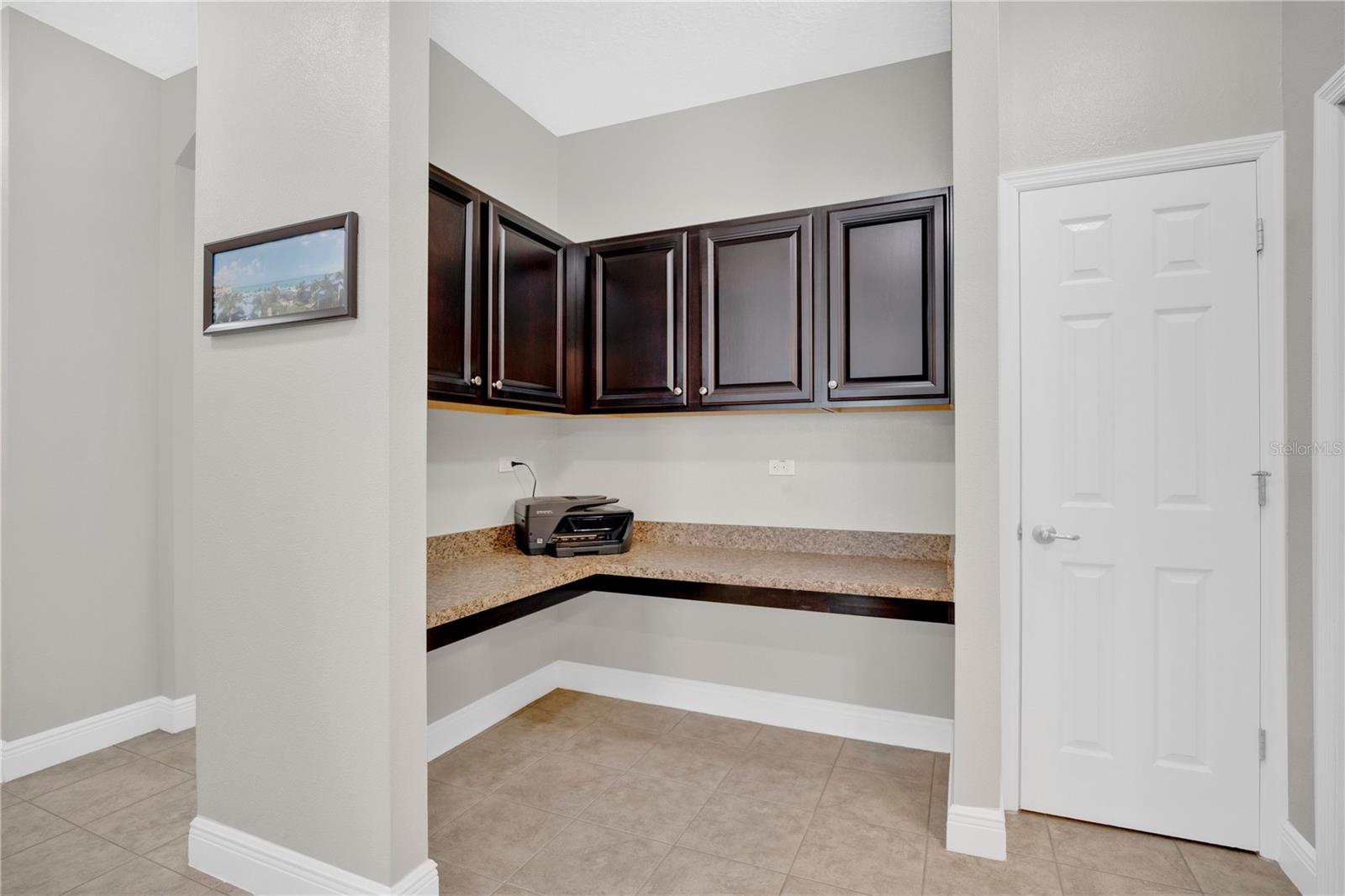 402 EGRET PLACE DR