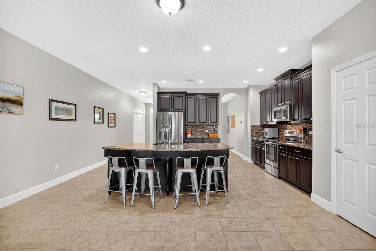 402 EGRET PLACE DR
