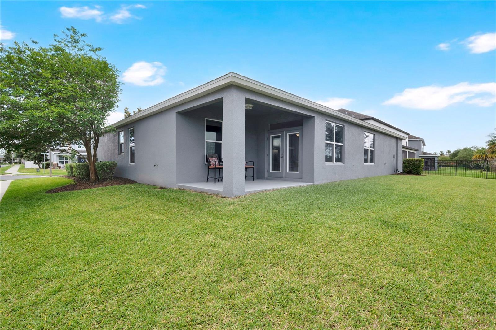 402 EGRET PLACE DR