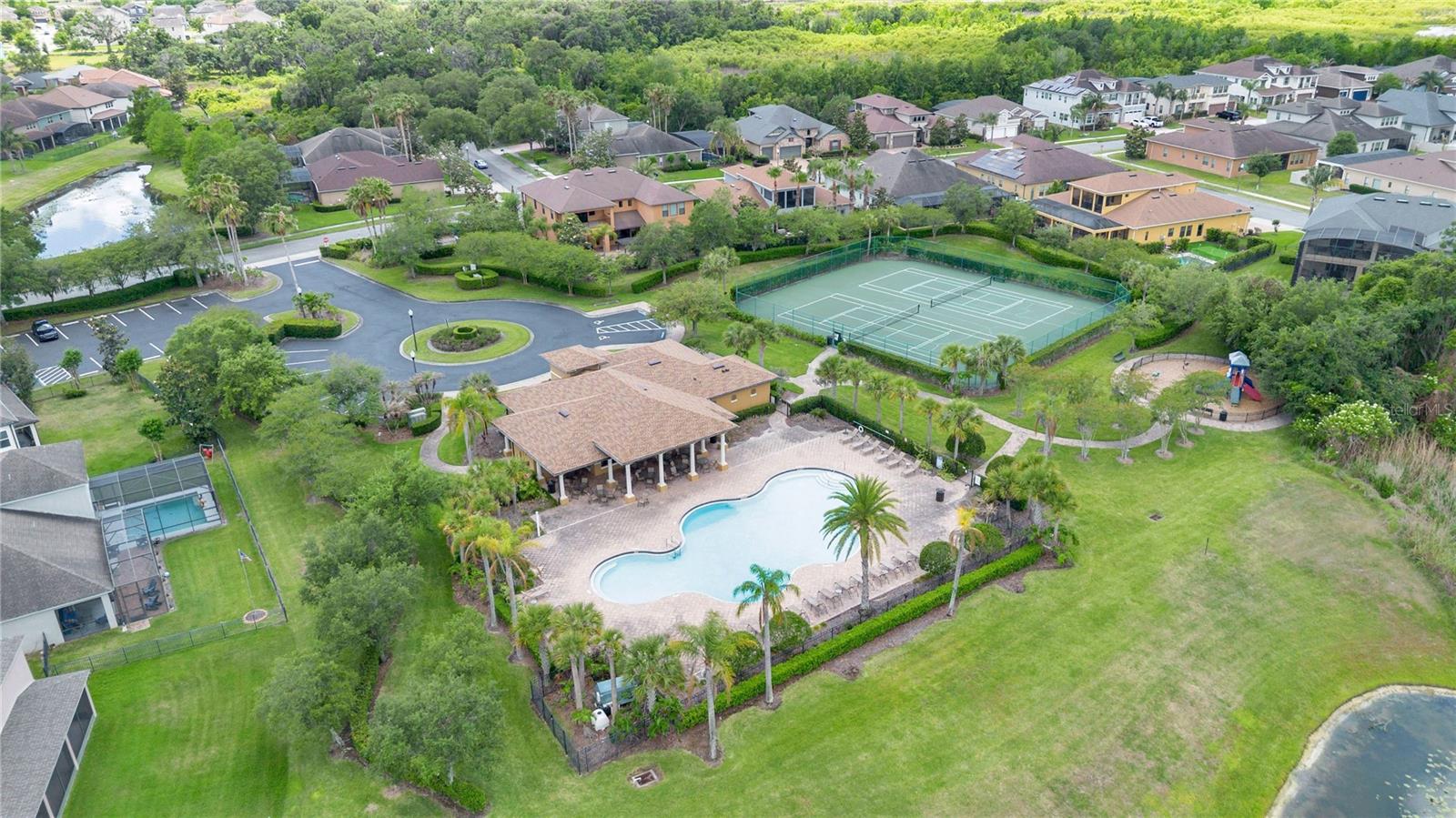 402 EGRET PLACE DR
