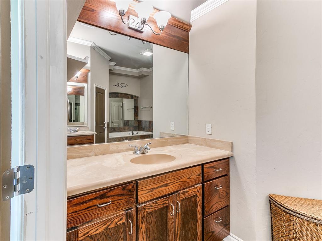 533 N Fonshill Avenue