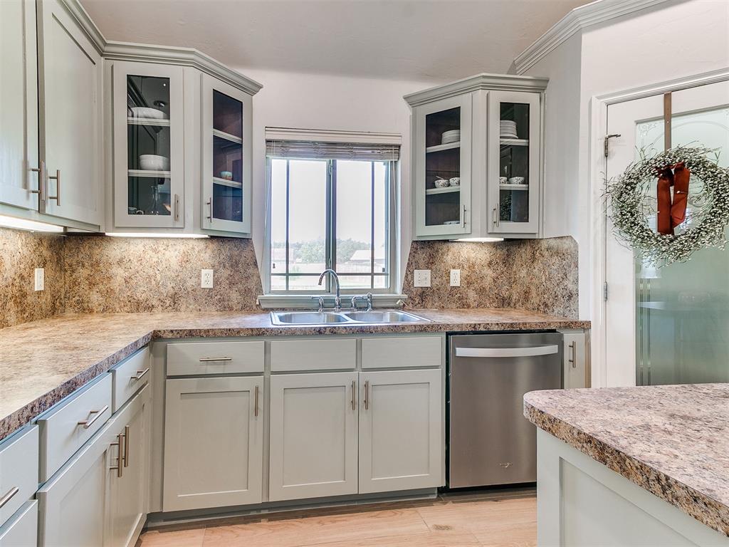 533 N Fonshill Avenue