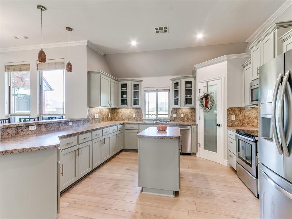 533 N Fonshill Avenue