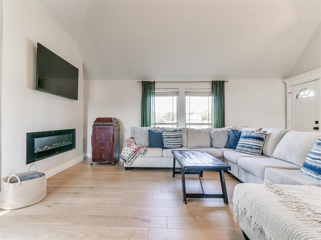 533 N Fonshill Avenue