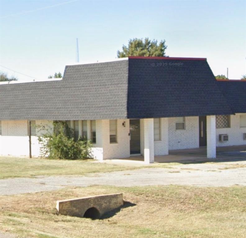 807 W Oklahoma Avenue