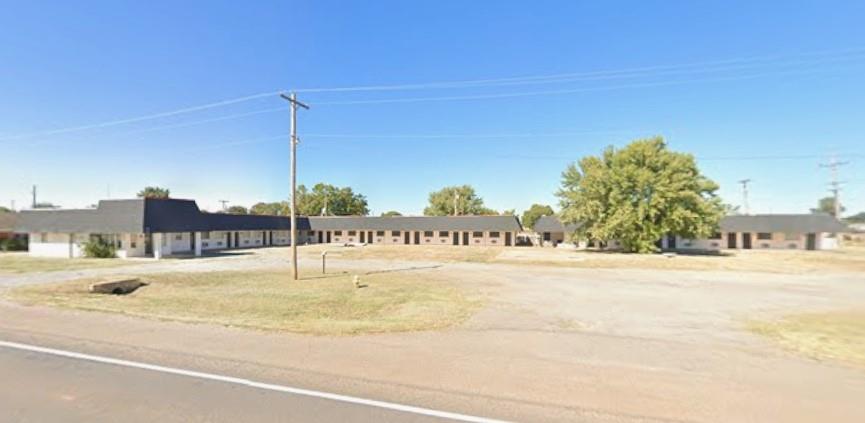 807 W Oklahoma Avenue