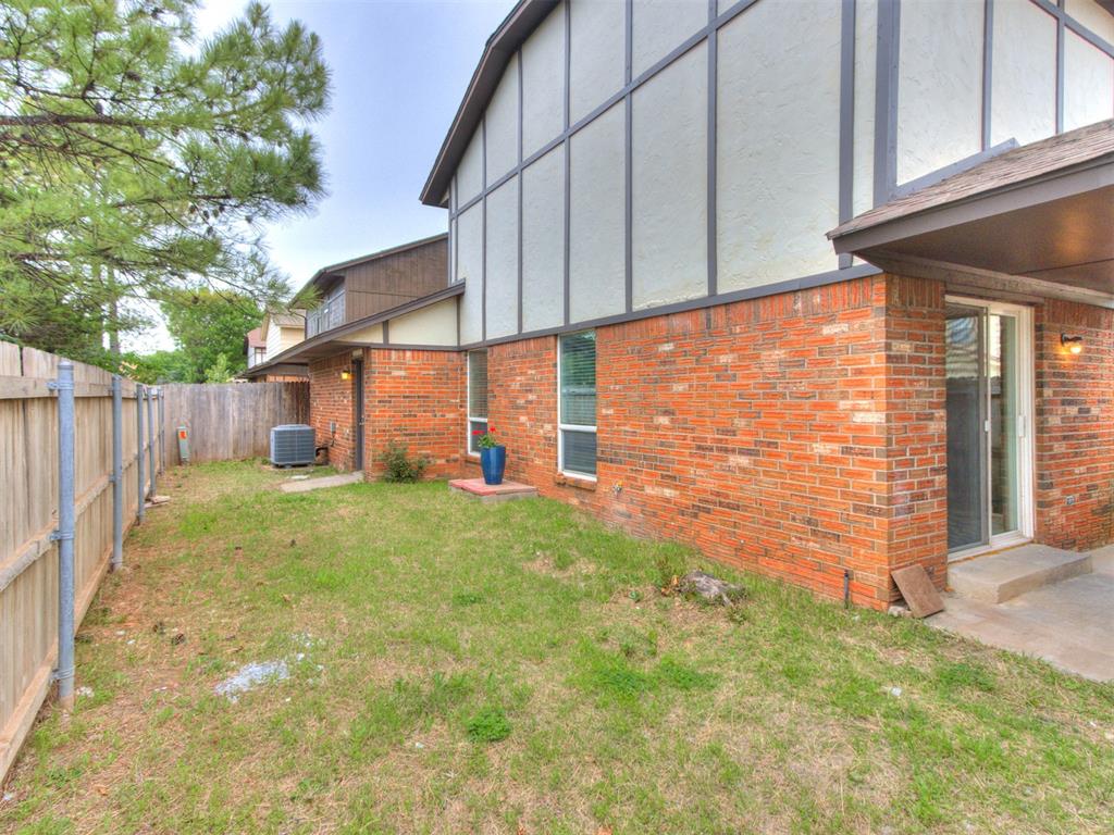 8414 S Douglas Avenue