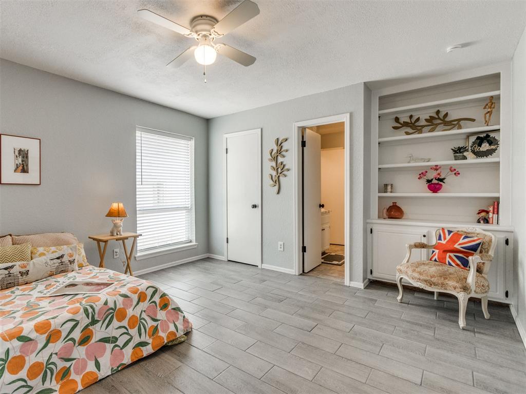 8414 S Douglas Avenue