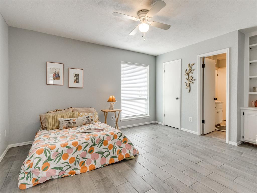 8414 S Douglas Avenue