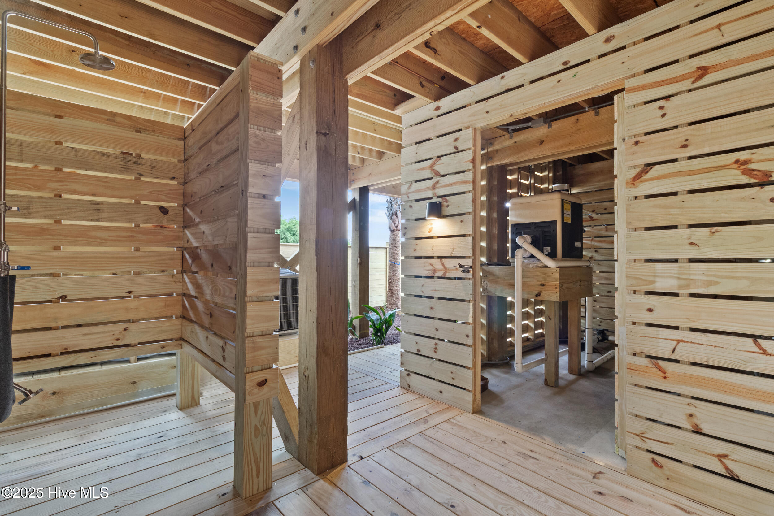 601 Fort Fisher Boulevard S, Kure Beach