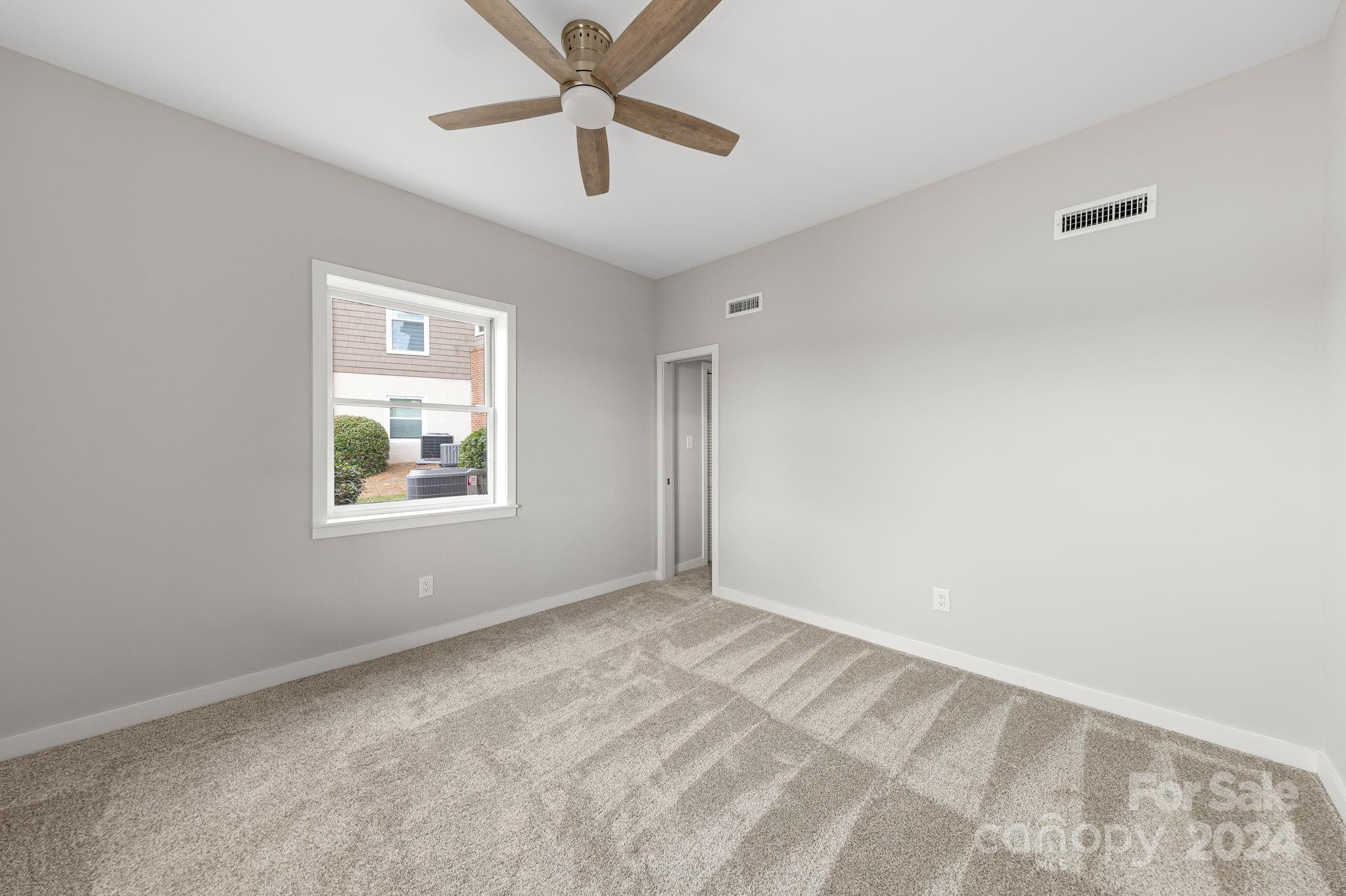 7340 Lakefront Drive Unit: 4