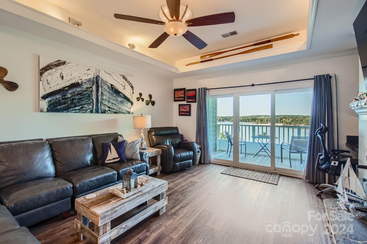 9709 Emerald Point Drive Unit: 12
