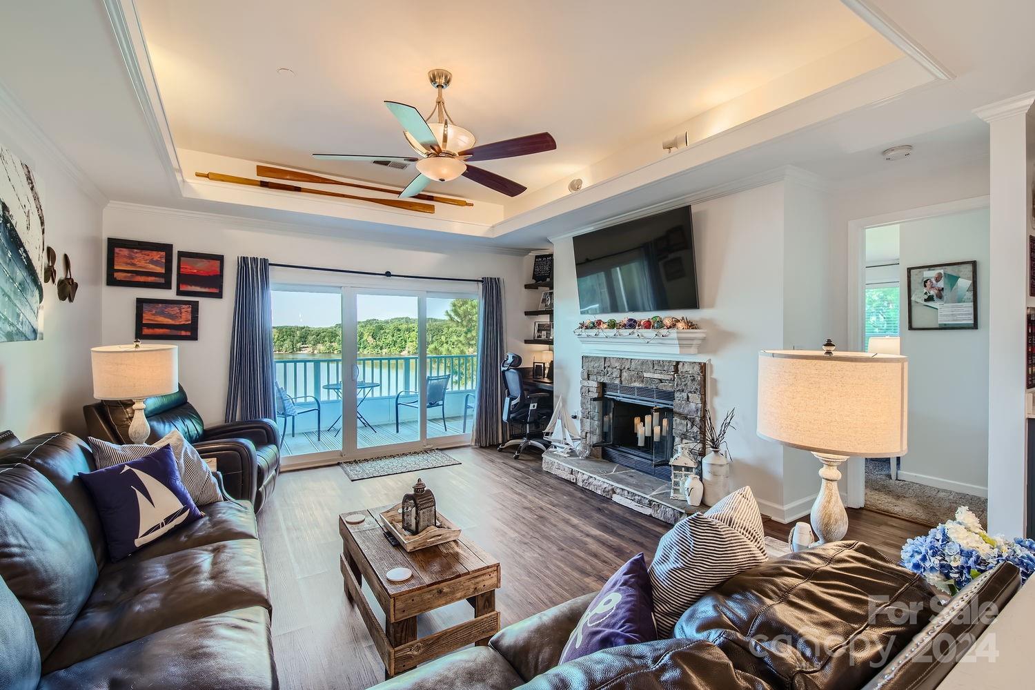 9709 Emerald Point Drive Unit: 12