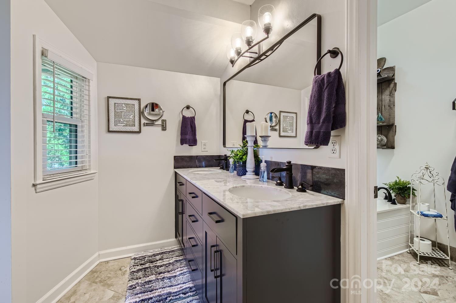 9709 Emerald Point Drive Unit: 12